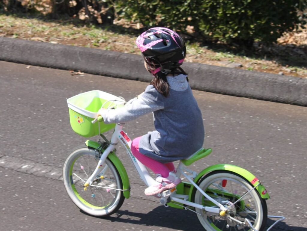 自転車の補助輪は何歳から使うべきか？